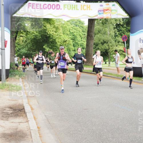 29.06.2025 - hella hamburg halbmarathon MichiJ http://msf.ph/oto/8224974 29.06.2025 10:25:18 Zwischen KM18-KM19 2121, 2399, 5042, 6993, 11304, 13991, 14601, 14789 meine-sportfotos.de