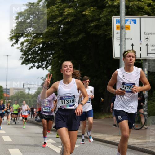 29.06.2025 - hella hamburg halbmarathon Yannick Fuchs http://msf.ph/oto/8225327 29.06.2025 10:33:20 20KM 1164, 2262, 2719, 2849, 2980, 3014, 3136, 3431, 5091, 5248, 6095, 6682, 6684, 7110, 8091, 9403, 10218, 11055, 11281, 11282, 11379, 11447, 12137, 12915, 13755, 13800, 14905, 15372, 15561, 16280, 17154, 17646, 17722, 18188, 18761, 19004, 19151 meine-sportfotos.de