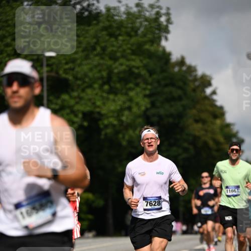 29.06.2025 - hella hamburg halbmarathon Dr. Thomas Lammeyer http://msf.ph/oto/8225351 29.06.2025 09:49:58 Kennedybrücke 1344, 1577, 1889, 2243, 4477, 4944, 5048, 5152, 5660, 7466, 7534, 7628, 7901, 8312, 8323, 10477, 10865, 10927, 11230, 11304 meine-sportfotos.de