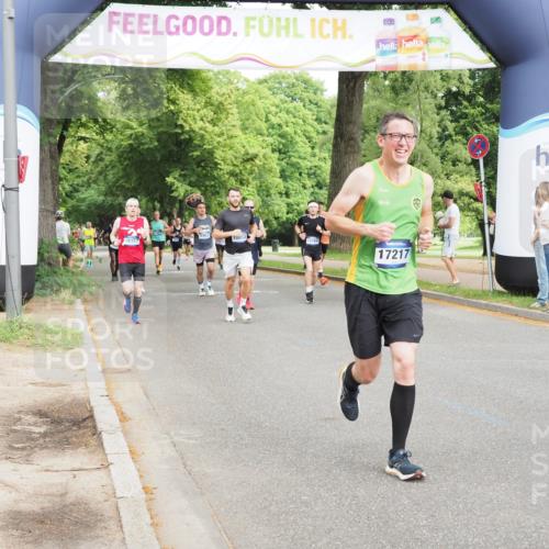 29.06.2025 - hella hamburg halbmarathon MichiJ http://msf.ph/oto/8225484 29.06.2025 10:25:23 Zwischen KM18-KM19 1385, 2399, 6915, 7152, 7154, 11833, 12916, 13991, 14601, 16158, 17217 meine-sportfotos.de