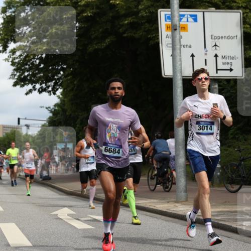 29.06.2025 - hella hamburg halbmarathon Yannick Fuchs http://msf.ph/oto/8225538 29.06.2025 10:33:21 20KM 1164, 2262, 2719, 2849, 2980, 3014, 3136, 3431, 4359, 5091, 5248, 6095, 6682, 6684, 7110, 8091, 9403, 10218, 11055, 11281, 11282, 11379, 11447, 12137, 13755, 13800, 14093, 14905, 15372, 15561, 16280, 17154, 17646, 17722, 18188, 18761, 19004, 19151 meine-sportfotos.de