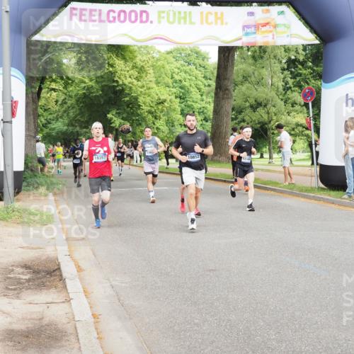 29.06.2025 - hella hamburg halbmarathon MichiJ http://msf.ph/oto/8225555 29.06.2025 10:25:24 Zwischen KM18-KM19 1385, 2399, 3959, 6915, 7152, 7154, 10852, 11833, 12168, 12916, 13991, 14601, 16158, 17217, 18824 meine-sportfotos.de
