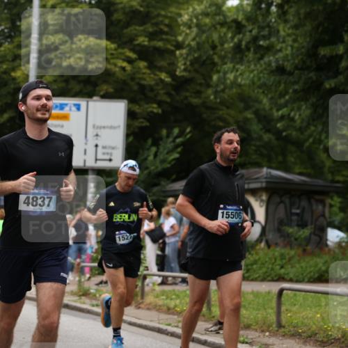 29.06.2025 - hella hamburg halbmarathon Yannick Fuchs http://msf.ph/oto/8225825 29.06.2025 10:46:31 20KM 1098, 1257, 1657, 2444, 2814, 3258, 3715, 3952, 4121, 4557, 4558, 4837, 5116, 5378, 5399, 6164, 6561, 6562, 7130, 7178, 7312, 7475, 7896, 8139, 8172, 8316, 8720, 8977, 9093, 9145, 9876, 10811, 11459, 12135, 12519, 13211, 13301, 13327, 14198, 14286, 14791, 15001, 15144, 15275, 15427, 15446, 15506, 15690, 16320, 17130, 17198, 17773, 18801 meine-sportfotos.de