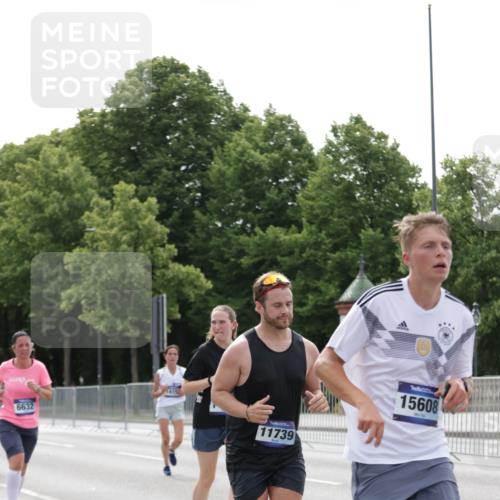 29.06.2025 - hella hamburg halbmarathon Jannik Wohlers http://msf.ph/oto/8225887 29.06.2025 10:27:38 Lombardsbrücke 1148, 5177, 5369, 5847, 6632, 7497, 8215, 9567, 11692, 11739, 12780, 12823, 12842, 13568, 13678, 13860, 14155, 15123, 15607, 15608, 16569, 16804 meine-sportfotos.de