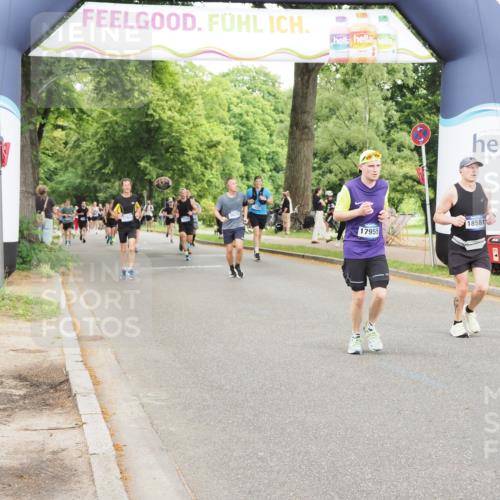 29.06.2025 - hella hamburg halbmarathon MichiJ http://msf.ph/oto/8225891 29.06.2025 10:49:09 Zwischen KM18-KM19 5763, 6631, 8176, 8624, 17955, 18581 meine-sportfotos.de