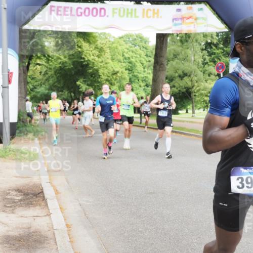 29.06.2025 - hella hamburg halbmarathon MichiJ http://msf.ph/oto/8226107 29.06.2025 10:25:30 Zwischen KM18-KM19 3959, 5315, 5961, 7152, 10852, 12051, 12168, 13972, 16158, 18156, 18357, 18824, 18986 meine-sportfotos.de