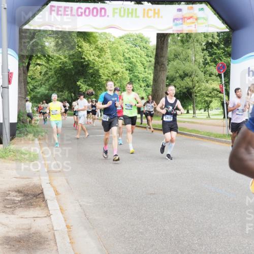 29.06.2025 - hella hamburg halbmarathon MichiJ http://msf.ph/oto/8226115 29.06.2025 10:25:30 Zwischen KM18-KM19 3959, 5315, 5961, 7152, 10852, 12051, 12168, 13972, 16158, 18156, 18357, 18824, 18986 meine-sportfotos.de