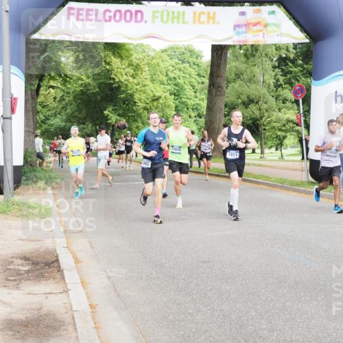 29.06.2025 - hella hamburg halbmarathon MichiJ http://msf.ph/oto/8226134 29.06.2025 10:25:30 Zwischen KM18-KM19 3959, 5315, 5961, 7152, 10852, 12051, 12168, 13972, 16158, 18156, 18357, 18824, 18986 meine-sportfotos.de