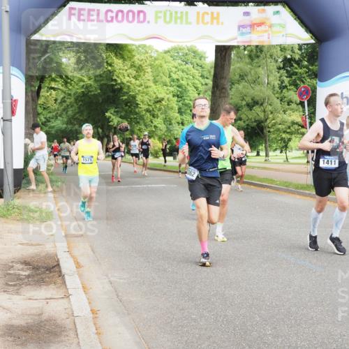 29.06.2025 - hella hamburg halbmarathon MichiJ http://msf.ph/oto/8226177 29.06.2025 10:25:31 Zwischen KM18-KM19 1411, 3959, 5315, 5961, 7152, 8362, 10852, 12051, 12168, 13972, 18156, 18357, 18824, 18986 meine-sportfotos.de