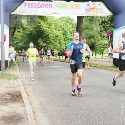 29.06.2025 - hella hamburg halbmarathon MichiJ http://msf.ph/oto/8226195 29.06.2025 10:25:31 Zwischen KM18-KM19 1411, 3959, 5315, 5961, 7152, 8362, 10852, 12051, 12168, 13972, 18156, 18357, 18824, 18986 meine-sportfotos.de
