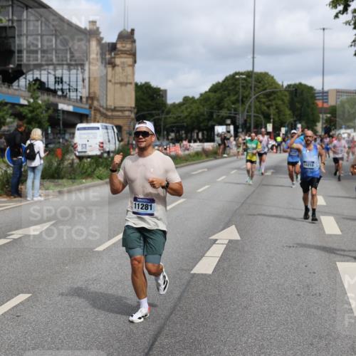 29.06.2025 - hella hamburg halbmarathon Yannick Fuchs http://msf.ph/oto/8226291 29.06.2025 10:33:26 20KM 1164, 2262, 2719, 2980, 3014, 3136, 3431, 4359, 5091, 5248, 6682, 6684, 8450, 8958, 9403, 10218, 11055, 11281, 11282, 11379, 11447, 12137, 13137, 13800, 14093, 14905, 15257, 15372, 15561, 15873, 15965, 16280, 17154, 17646, 17722, 18188, 18761, 19004, 19151 meine-sportfotos.de