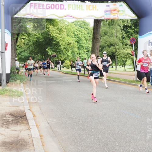 29.06.2025 - hella hamburg halbmarathon MichiJ http://msf.ph/oto/8226378 29.06.2025 10:25:35 Zwischen KM18-KM19 1411, 1571, 4860, 5315, 8084, 8362, 13972, 14075, 17078, 18156, 18986 meine-sportfotos.de