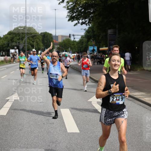 29.06.2025 - hella hamburg halbmarathon Yannick Fuchs http://msf.ph/oto/8226559 29.06.2025 10:33:27 20KM 1164, 2262, 2719, 2980, 3014, 3136, 3431, 4359, 5248, 6682, 6684, 8450, 8958, 9403, 10218, 11055, 11281, 11282, 11379, 11447, 12137, 12772, 13137, 13800, 14093, 14905, 15257, 15372, 15561, 15873, 15965, 16280, 17154, 17646, 17722, 18188, 19004, 19151 meine-sportfotos.de