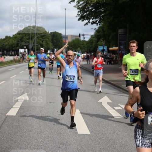 29.06.2025 - hella hamburg halbmarathon Yannick Fuchs http://msf.ph/oto/8226584 29.06.2025 10:33:27 20KM 1164, 2262, 2719, 2980, 3014, 3136, 3431, 4359, 5248, 6682, 6684, 8450, 8958, 9403, 10218, 11055, 11281, 11282, 11379, 11447, 12137, 12772, 13137, 13800, 14093, 14905, 15257, 15372, 15561, 15873, 15965, 16280, 17154, 17646, 17722, 18188, 19004, 19151 meine-sportfotos.de
