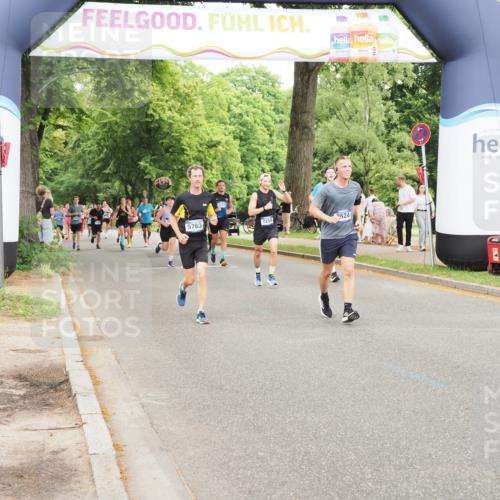 29.06.2025 - hella hamburg halbmarathon MichiJ http://msf.ph/oto/8226687 29.06.2025 10:49:11 Zwischen KM18-KM19 5763, 7250, 8176, 8624, 17955, 18581 meine-sportfotos.de