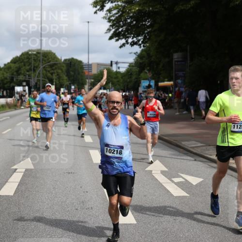 29.06.2025 - hella hamburg halbmarathon Yannick Fuchs http://msf.ph/oto/8226698 29.06.2025 10:33:28 20KM 1164, 1445, 2719, 2980, 3014, 3136, 3431, 4359, 6682, 6684, 8450, 8958, 9403, 10218, 11055, 11281, 11282, 11379, 11447, 12137, 12772, 13137, 13800, 14093, 14905, 15257, 15372, 15561, 15873, 15965, 16280, 17154, 17646, 17722, 18188, 19004, 19151 meine-sportfotos.de