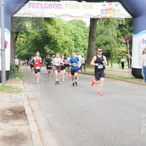 29.06.2025 - hella hamburg halbmarathon MichiJ http://msf.ph/oto/8226718 29.06.2025 10:25:41 Zwischen KM18-KM19 2196, 4860, 8084, 14075, 14459, 18038, 18062, 18733 meine-sportfotos.de