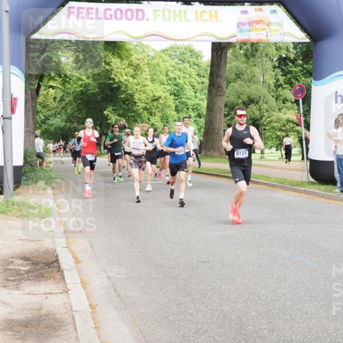 29.06.2025 - hella hamburg halbmarathon MichiJ http://msf.ph/oto/8226735 29.06.2025 10:25:41 Zwischen KM18-KM19 2196, 4860, 8084, 14075, 14459, 18038, 18062, 18733 meine-sportfotos.de