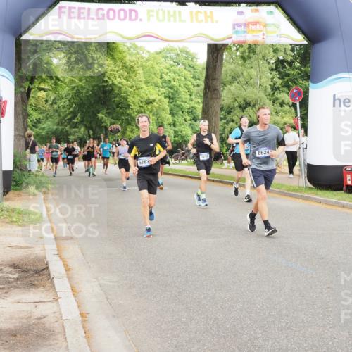 29.06.2025 - hella hamburg halbmarathon MichiJ http://msf.ph/oto/8226750 29.06.2025 10:49:12 Zwischen KM18-KM19 1432, 5763, 7250, 8176, 8624, 17955, 18581 meine-sportfotos.de