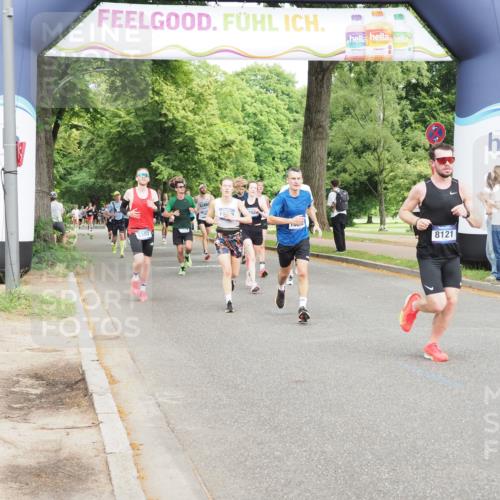 29.06.2025 - hella hamburg halbmarathon MichiJ http://msf.ph/oto/8226751 29.06.2025 10:25:42 Zwischen KM18-KM19 2196, 3790, 8084, 14075, 14459, 17024, 17658, 18038, 18062, 18733 meine-sportfotos.de