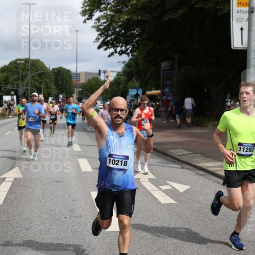 29.06.2025 - hella hamburg halbmarathon Yannick Fuchs http://msf.ph/oto/8226761 29.06.2025 10:33:28 20KM 1164, 1445, 2719, 2980, 3014, 3136, 3431, 4359, 6682, 6684, 8450, 8958, 9403, 10218, 11055, 11281, 11282, 11379, 11447, 12137, 12772, 13137, 13800, 14093, 14905, 15257, 15372, 15561, 15873, 15965, 16280, 17154, 17646, 17722, 18188, 19004, 19151 meine-sportfotos.de