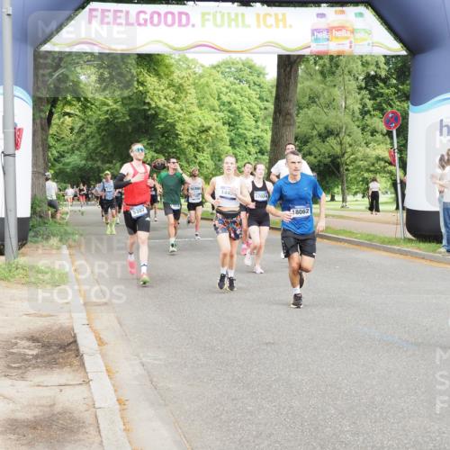 29.06.2025 - hella hamburg halbmarathon MichiJ http://msf.ph/oto/8226791 29.06.2025 10:25:42 Zwischen KM18-KM19 2196, 3790, 8084, 14075, 14459, 17024, 17658, 18038, 18062, 18733 meine-sportfotos.de