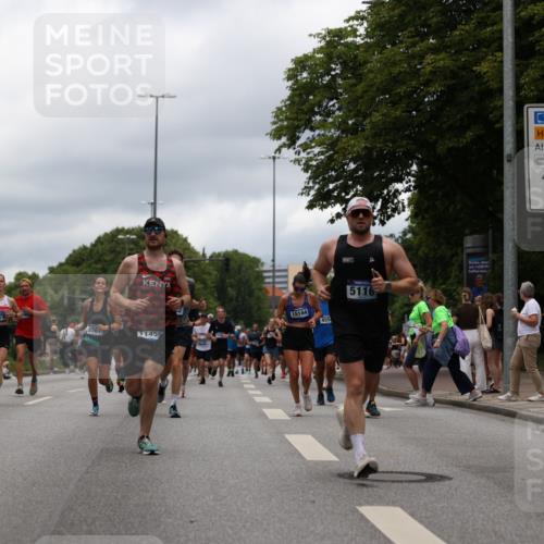 29.06.2025 - hella hamburg halbmarathon Yannick Fuchs http://msf.ph/oto/8226794 29.06.2025 10:46:33 20KM 1098, 1257, 1657, 2111, 2444, 2814, 3258, 3715, 3952, 4121, 4557, 4558, 4837, 5116, 5169, 5194, 5378, 5399, 6164, 6561, 6562, 7130, 7178, 7312, 7475, 7896, 8139, 8172, 8316, 8720, 8977, 9145, 9876, 10529, 10811, 11459, 12135, 12519, 13211, 13301, 13327, 14198, 14286, 14791, 15001, 15144, 15275, 15427, 15446, 15506, 15690, 16320, 16929, 17130, 17198, 17773, 18331 meine-sportfotos.de
