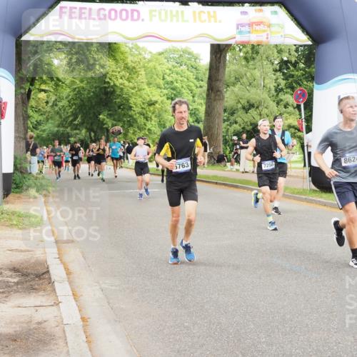29.06.2025 - hella hamburg halbmarathon MichiJ http://msf.ph/oto/8226914 29.06.2025 10:49:12 Zwischen KM18-KM19 1432, 5763, 7250, 8176, 8624, 17955, 18581 meine-sportfotos.de