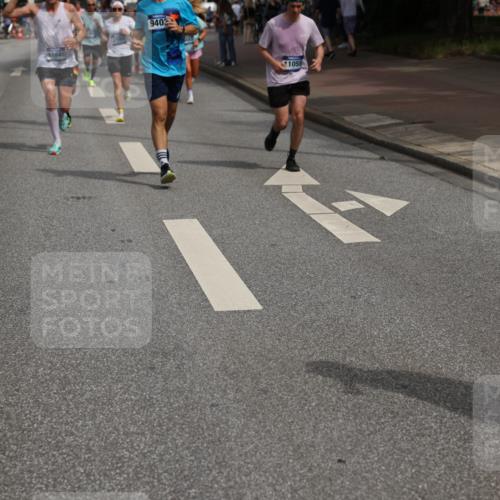 29.06.2025 - hella hamburg halbmarathon Yannick Fuchs http://msf.ph/oto/8227052 29.06.2025 10:33:30 20KM 1164, 1445, 2719, 2980, 3014, 3136, 3431, 4359, 6682, 6684, 8450, 8958, 9403, 10218, 11055, 11281, 11282, 11447, 11619, 12137, 12772, 13137, 13800, 14093, 14905, 15257, 15372, 15561, 15866, 15873, 15965, 16280, 17646, 18188, 19004, 19151 meine-sportfotos.de