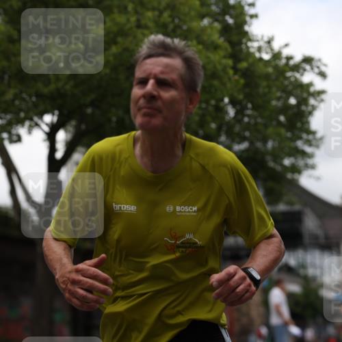 29.06.2025 - hella hamburg halbmarathon Yannick Fuchs http://msf.ph/oto/8227060 29.06.2025 10:46:34 20KM 1098, 1257, 1657, 2111, 2444, 2814, 3258, 3715, 3952, 4121, 4557, 4558, 4837, 5116, 5169, 5194, 5378, 5399, 6164, 6561, 6562, 7130, 7178, 7312, 7475, 7896, 8139, 8172, 8316, 8720, 8977, 9145, 10529, 10811, 11459, 12135, 12519, 13211, 13301, 13327, 14198, 14286, 14791, 15001, 15144, 15275, 15427, 15446, 15506, 15690, 16320, 16929, 17130, 17198, 17773, 18331 meine-sportfotos.de