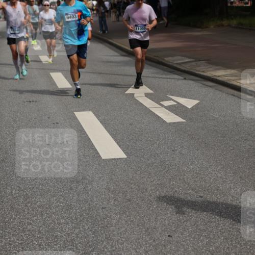 29.06.2025 - hella hamburg halbmarathon Yannick Fuchs http://msf.ph/oto/8227081 29.06.2025 10:33:30 20KM 1164, 1445, 2719, 2980, 3014, 3136, 3431, 4359, 6682, 6684, 8450, 8958, 9403, 10218, 11055, 11281, 11282, 11447, 11619, 12137, 12772, 13137, 13800, 14093, 14905, 15257, 15372, 15561, 15866, 15873, 15965, 16280, 17646, 18188, 19004, 19151 meine-sportfotos.de