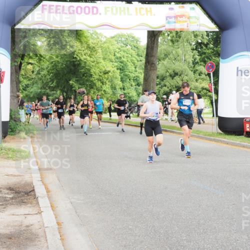 29.06.2025 - hella hamburg halbmarathon MichiJ http://msf.ph/oto/8227137 29.06.2025 10:49:15 Zwischen KM18-KM19 1377, 1432, 5763, 7250, 8624, 11771, 18452, 18581 meine-sportfotos.de