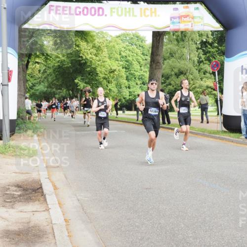 29.06.2025 - hella hamburg halbmarathon MichiJ http://msf.ph/oto/8227239 29.06.2025 10:25:49 Zwischen KM18-KM19 2767, 3790, 5003, 5092, 5307, 7482, 9178, 14459, 17024, 17658, 18384 meine-sportfotos.de
