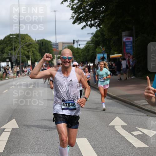 29.06.2025 - hella hamburg halbmarathon Yannick Fuchs http://msf.ph/oto/8227251 29.06.2025 10:33:32 20KM 1164, 1445, 1803, 2719, 2980, 3136, 3783, 4359, 6682, 6686, 8450, 8958, 9403, 10218, 11055, 11281, 11282, 11447, 11619, 12137, 12772, 13137, 13800, 14093, 14905, 15257, 15372, 15561, 15866, 15873, 15965, 16280, 17646, 18188, 18734, 19004, 19151 meine-sportfotos.de