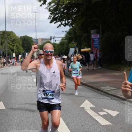 29.06.2025 - hella hamburg halbmarathon Yannick Fuchs http://msf.ph/oto/8227260 29.06.2025 10:33:32 20KM 1164, 1445, 1803, 2719, 2980, 3136, 3783, 4359, 6682, 6686, 8450, 8958, 9403, 10218, 11055, 11281, 11282, 11447, 11619, 12137, 12772, 13137, 13800, 14093, 14905, 15257, 15372, 15561, 15866, 15873, 15965, 16280, 17646, 18188, 18734, 19004, 19151 meine-sportfotos.de