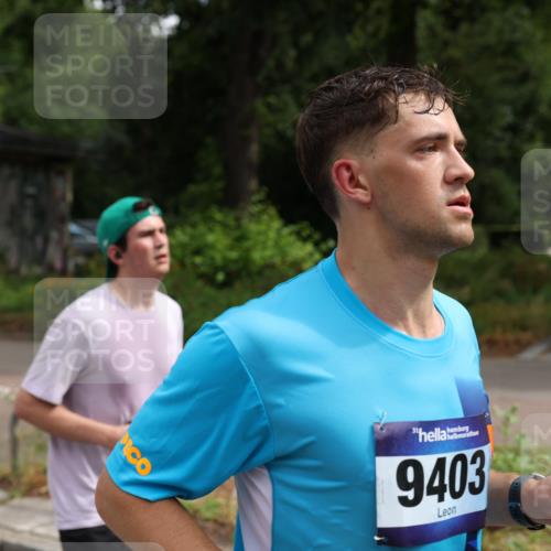 29.06.2025 - hella hamburg halbmarathon Yannick Fuchs http://msf.ph/oto/8227305 29.06.2025 10:33:33 20KM 1164, 1445, 1803, 2719, 2980, 3136, 3783, 4359, 6682, 6686, 6687, 8450, 8958, 9403, 10218, 11055, 11281, 11282, 11447, 11619, 12137, 12772, 13137, 13729, 13800, 14093, 14905, 15257, 15561, 15866, 15873, 15965, 16280, 17646, 18188, 18734, 19004, 19151 meine-sportfotos.de