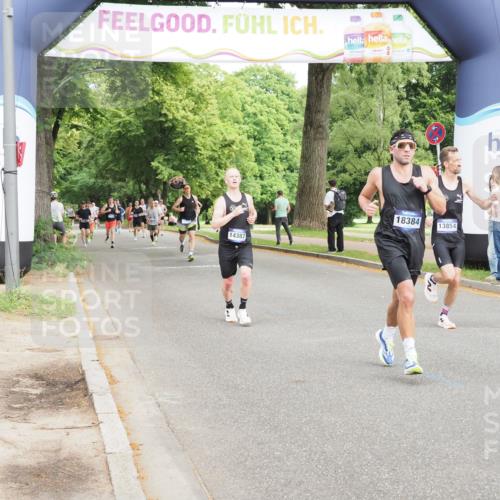29.06.2025 - hella hamburg halbmarathon MichiJ http://msf.ph/oto/8227306 29.06.2025 10:25:50 Zwischen KM18-KM19 2767, 3790, 5003, 5092, 5307, 7482, 9178, 13854, 14387, 17024, 17658, 18384 meine-sportfotos.de