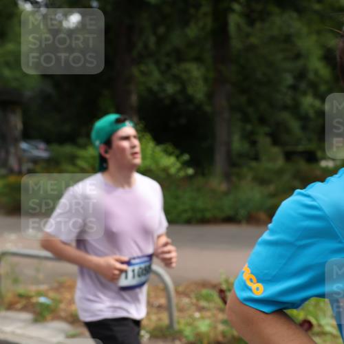 29.06.2025 - hella hamburg halbmarathon Yannick Fuchs http://msf.ph/oto/8227327 29.06.2025 10:33:33 20KM 1164, 1445, 1803, 2719, 2980, 3136, 3783, 4359, 6682, 6686, 6687, 8450, 8958, 9403, 10218, 11055, 11281, 11282, 11447, 11619, 12137, 12772, 13137, 13729, 13800, 14093, 14905, 15257, 15561, 15866, 15873, 15965, 16280, 17646, 18188, 18734, 19004, 19151 meine-sportfotos.de