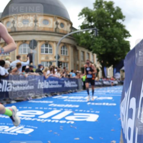 29.06.2025 - hella hamburg halbmarathon Strokosch-Dieckow http://msf.ph/oto/8227406 29.06.2025 10:31:44 Ziel 3935, 5187, 11929, 13606, 13617, 15835, 18102 meine-sportfotos.de