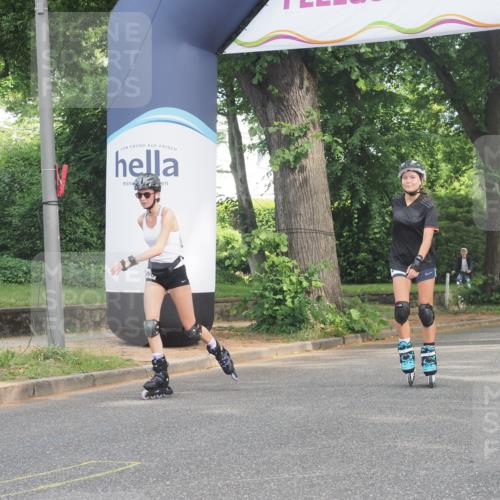 29.06.2025 - hella hamburg halbmarathon KatJ http://msf.ph/oto/8227437 29.06.2025 09:41:06 Zwischen KM18-KM19  meine-sportfotos.de