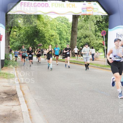 29.06.2025 - hella hamburg halbmarathon MichiJ http://msf.ph/oto/8227496 29.06.2025 10:49:16 Zwischen KM18-KM19 1377, 1432, 5763, 7250, 8624, 11771, 18452, 19240 meine-sportfotos.de