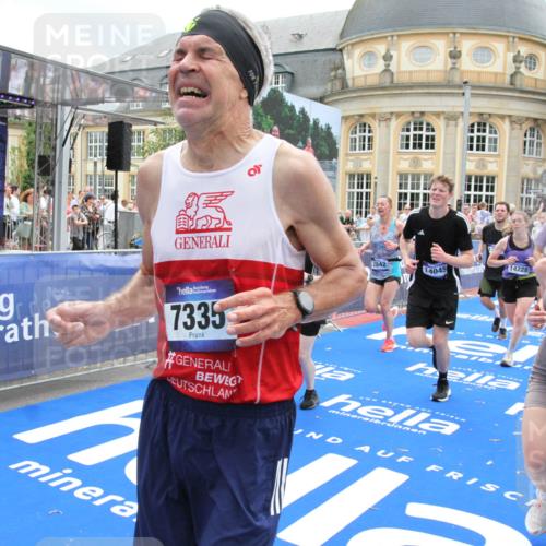 29.06.2025 - hella hamburg halbmarathon Michael Strokosch http://msf.ph/oto/8227536 29.06.2025 10:46:31 Ziel 2222, 2842, 4237, 4497, 6421, 6978, 7335, 8482, 8981, 9232, 9386, 9529, 9786, 11185, 11773, 12891, 14045, 14228, 14482, 15157, 16127, 17281, 17461, 18637, 19209 meine-sportfotos.de