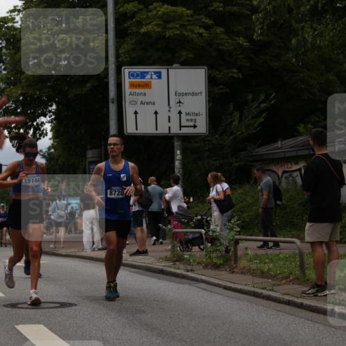29.06.2025 - hella hamburg halbmarathon Yannick Fuchs http://msf.ph/oto/8227721 29.06.2025 10:46:35 20KM 1098, 1257, 1657, 2111, 2444, 2814, 3258, 3715, 3952, 4121, 4557, 4558, 4837, 5116, 5169, 5194, 5378, 5399, 6164, 6561, 6562, 7130, 7178, 7312, 7475, 7896, 8139, 8172, 8316, 8720, 8955, 8977, 9145, 10529, 10811, 11459, 12135, 12519, 13211, 13301, 13327, 14198, 14286, 14791, 15001, 15144, 15275, 15427, 15446, 15506, 15690, 16320, 16929, 17130, 17198, 17773, 18331 meine-sportfotos.de