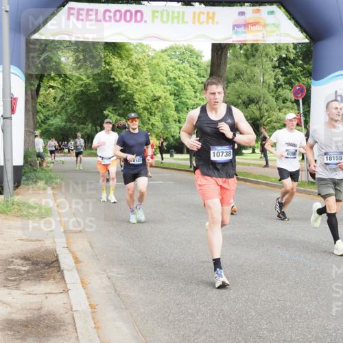 29.06.2025 - hella hamburg halbmarathon MichiJ http://msf.ph/oto/8227828 29.06.2025 10:25:58 Zwischen KM18-KM19 6095, 10738, 13854, 14387, 16523, 17137, 17723, 18159 meine-sportfotos.de