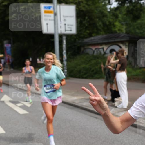 29.06.2025 - hella hamburg halbmarathon Yannick Fuchs http://msf.ph/oto/8227844 29.06.2025 10:33:35 20KM 1164, 1445, 1803, 2719, 2980, 3136, 3783, 4359, 6037, 6682, 6686, 6687, 8450, 8958, 9403, 10218, 11055, 11281, 11282, 11447, 11619, 12137, 12772, 13137, 13729, 13800, 14093, 14905, 15257, 15561, 15866, 15873, 15965, 16820, 17646, 18188, 18547, 18734, 19004, 19151 meine-sportfotos.de