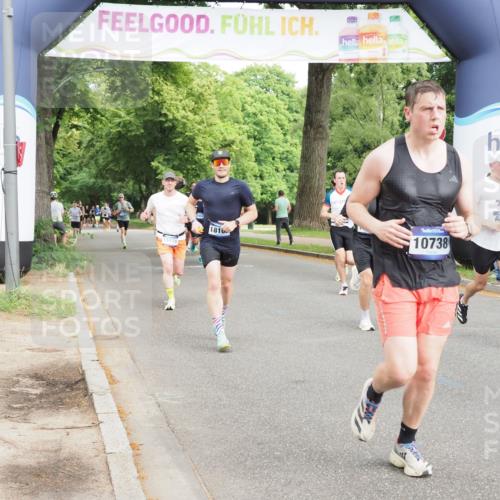 29.06.2025 - hella hamburg halbmarathon MichiJ http://msf.ph/oto/8227874 29.06.2025 10:25:58 Zwischen KM18-KM19 6095, 10738, 13854, 14387, 16523, 17137, 17723, 18159 meine-sportfotos.de