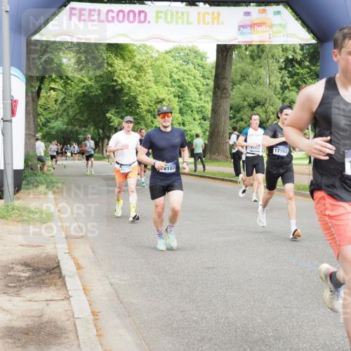 29.06.2025 - hella hamburg halbmarathon MichiJ http://msf.ph/oto/8227910 29.06.2025 10:25:59 Zwischen KM18-KM19 6095, 10738, 15939, 16523, 17137, 17192, 17723, 18103, 18159 meine-sportfotos.de