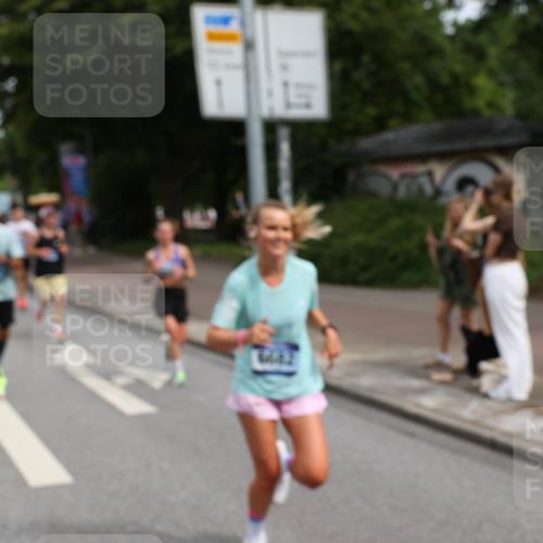 29.06.2025 - hella hamburg halbmarathon Yannick Fuchs http://msf.ph/oto/8227956 29.06.2025 10:33:35 20KM 1164, 1445, 1803, 2719, 2980, 3136, 3783, 4359, 6037, 6682, 6686, 6687, 8450, 8958, 9403, 10218, 11055, 11281, 11282, 11447, 11619, 12137, 12772, 13137, 13729, 13800, 14093, 14905, 15257, 15561, 15866, 15873, 15965, 16820, 17646, 18188, 18547, 18734, 19004, 19151 meine-sportfotos.de