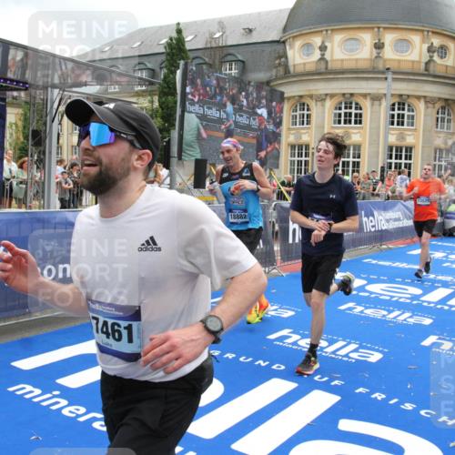 29.06.2025 - hella hamburg halbmarathon Michael Strokosch http://msf.ph/oto/8227968 29.06.2025 10:46:39 Ziel 1920, 1942, 5459, 8482, 9051, 9232, 9529, 13525, 13554, 15026, 15133, 15206, 15714, 17281, 17461, 18297, 18882 meine-sportfotos.de
