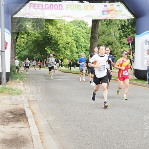 29.06.2025 - hella hamburg halbmarathon MichiJ http://msf.ph/oto/8228143 29.06.2025 10:26:02 Zwischen KM18-KM19 2404, 6095, 6529, 9914, 10680, 10738, 15178, 15939, 16523, 17192, 17723, 18103, 18159, 18216 meine-sportfotos.de